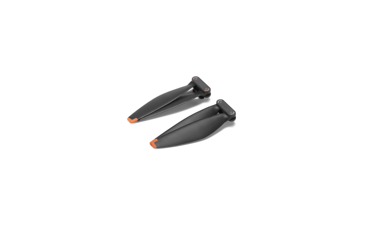 Auf dem Bild ist ein DJI Mini 5 Pro Luftschrauben Paar zu sehen. 