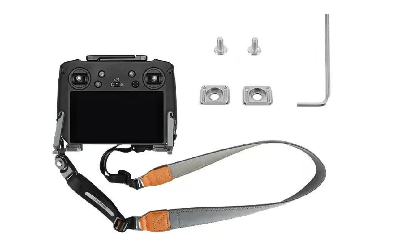 Auf dem Foto ist ein Schultergurt für die DJI RC Pro Fernbedienung zu sehen.