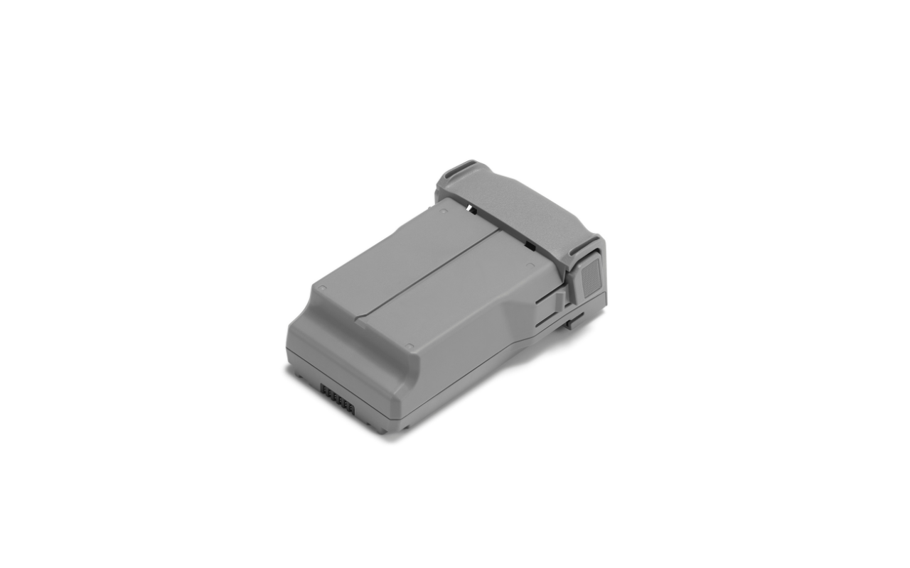 Auf dem Foto ist ein DJI Mini 5 Pro Akku in der Seitenansicht zu sehen.